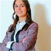 Laureata in Lingue (inglese e tedesco) impartisce lezioni private online di italiano